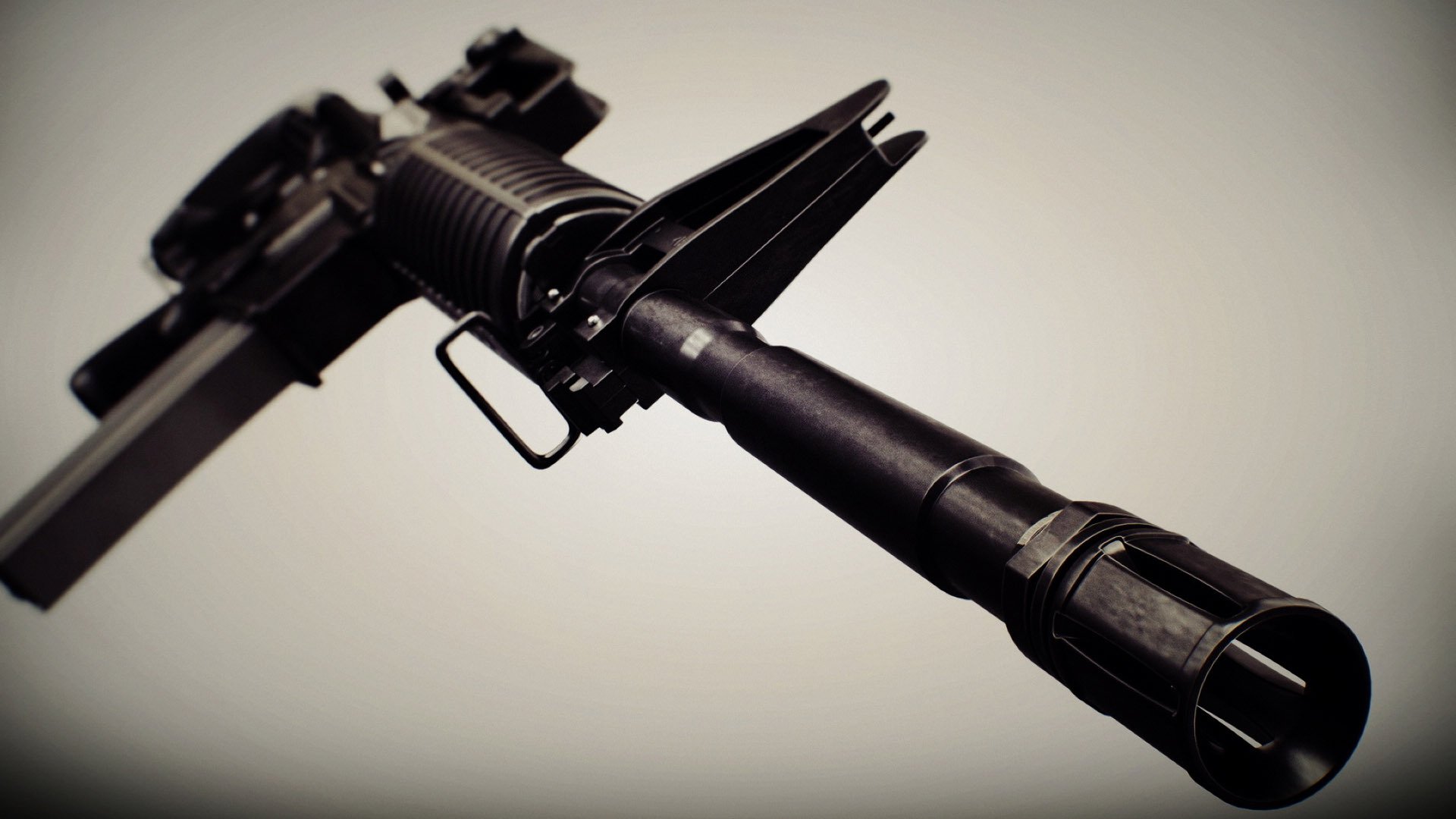 富勒姆边路突破犀利，白百合进攻威胁剧增，富勒姆老板是哪里人